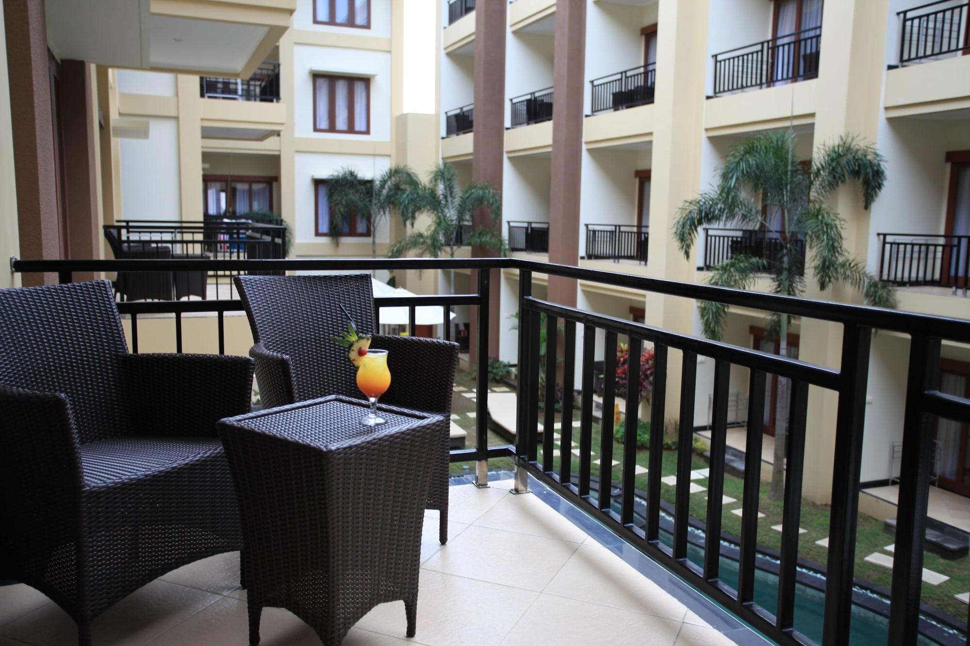 Kuta Town House Apartments Екстер'єр фото