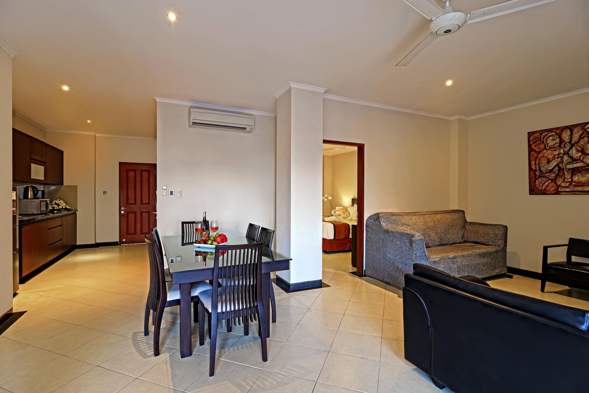 Kuta Town House Apartments Екстер'єр фото